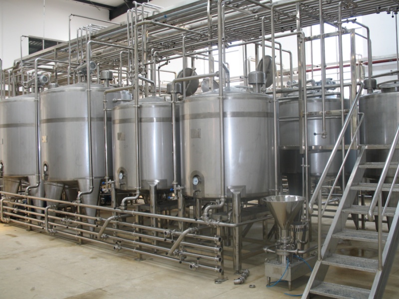 Sistema de disolución de leche en polvo y azúcar